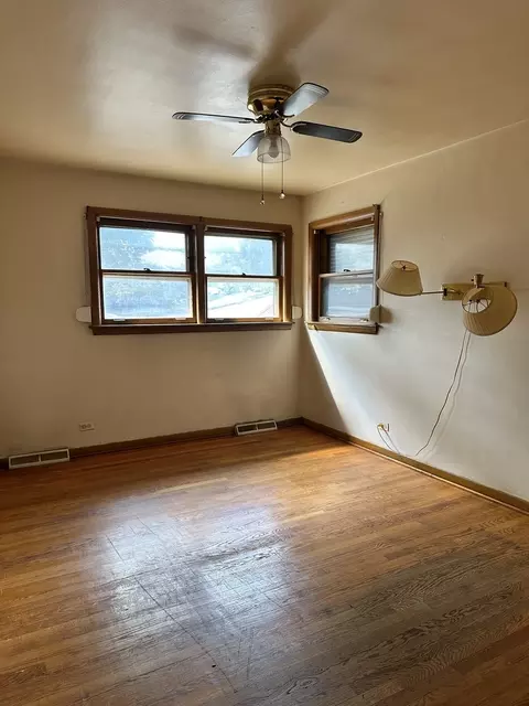 9108 S Euclid Ave, Chicago, IL 60617 photo 14