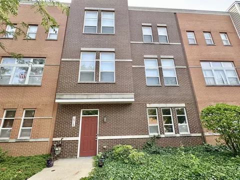 1918 N Lotus Ave, Chicago, IL 60639