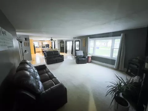 204 E North St, Dwight, IL 60420 photo 9