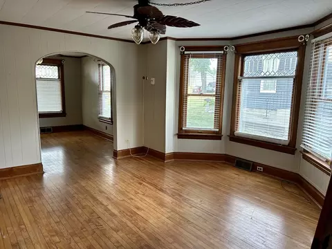 Living - 109 E Minnesota St, Spring Valley, IL 61362 photo 3 of 3