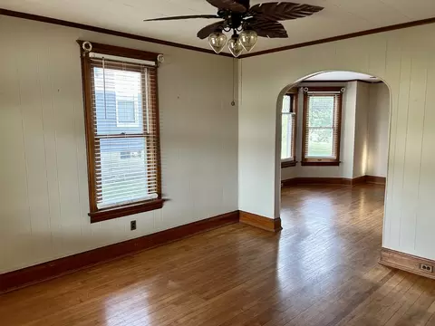Living - 109 E Minnesota St, Spring Valley, IL 61362 photo 2 of 3