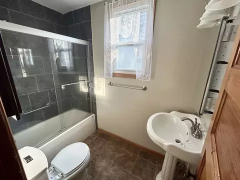Bath - 109 E Minnesota St, Spring Valley, IL 61362 photo 1 of 2