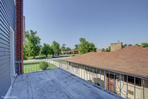 25 E 150th St, Harvey, IL 60426 photo 8
