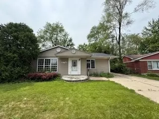 574 Isa Dr, Wheeling, IL 60090