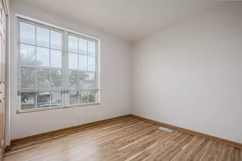 Bedroom - 1501 Simms St, Aurora, IL 60504 photo 1 of 3