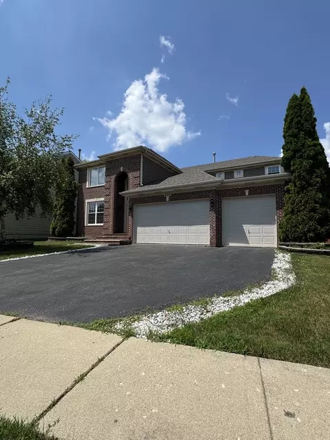 412 Merry Oaks Rd, Streamwood, IL 60107