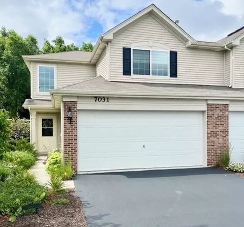 7031 Country Club Hills Dr, Fox Lake, IL 60020