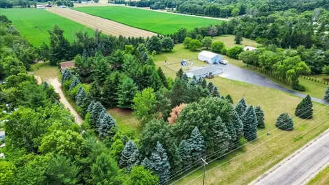 1834 Fischer Rd, South Beloit, IL 61080