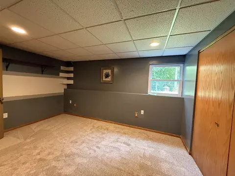 Bedroom - 2906 Sun Valley Ct, Plainfield, IL 60586 photo 6 of 6