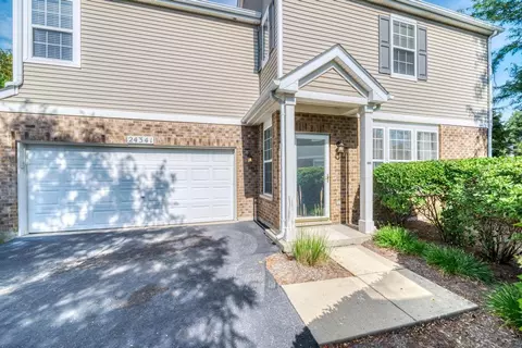 24341 Leski Ln, Plainfield, IL 60585 photo 3
