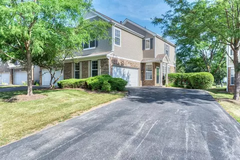 24341 Leski Ln, Plainfield, IL 60585