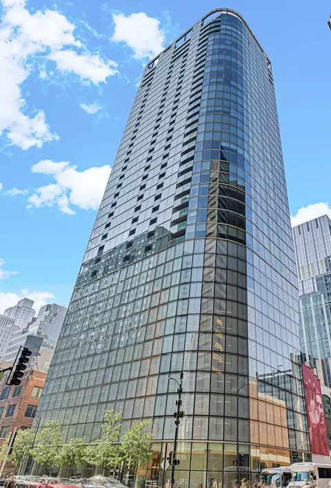 600 N Fairbanks Ct #2304, Chicago, IL 60611