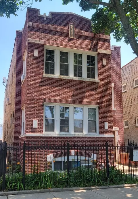 6013 S Troy St, Chicago, IL 60629 photo 4