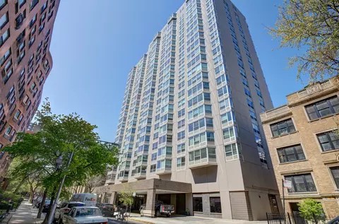 720 W Gordon Ter #6J, Chicago, IL 60613