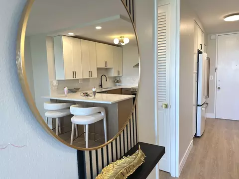 720 W Gordon Ter #6J, Chicago, IL 60613 photo 10