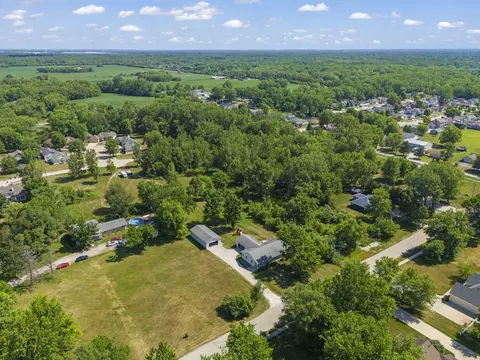 146 E 3rd St, Braidwood, IL 60408 photo 32