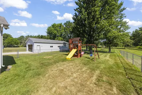 146 E 3rd St, Braidwood, IL 60408 photo 21