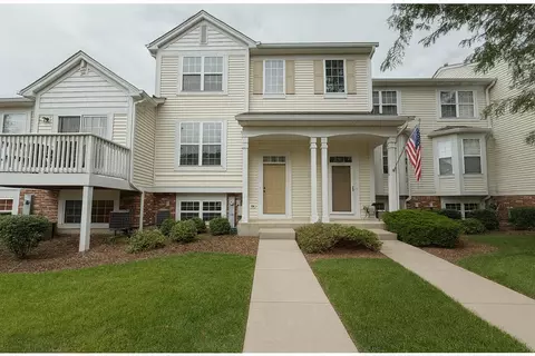 339 Terra Springs Cir #339, Volo, IL 60020