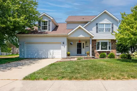3308 Cumbria Dr, Bloomington, IL 61704