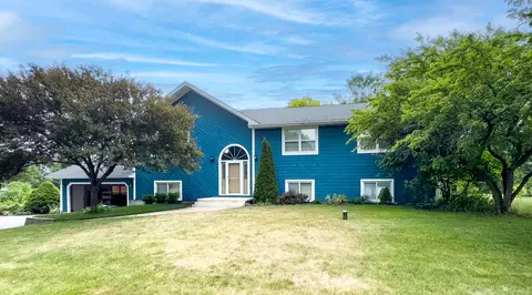 14 N551 Bonnie Ln, Elgin, IL 60124