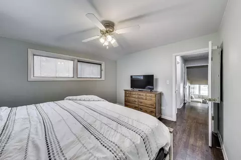 1109 W Pendleton Pl, Mount Prospect, IL 60056 photo 14