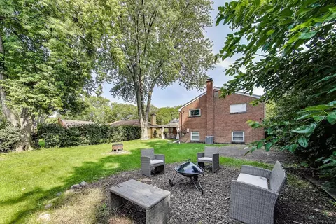 1109 W Pendleton Pl, Mount Prospect, IL 60056 photo 31