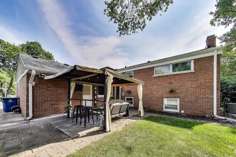 1109 W Pendleton Pl, Mount Prospect, IL 60056 photo 26