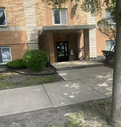 5209 S Leclaire Ave #3B, Chicago, IL 60638
