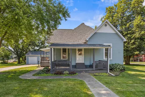 206 W North St, Le Roy, IL 61752