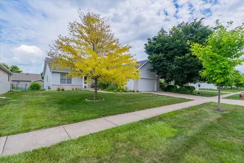 Exterior - 2236 Boulder Dr, Normal, IL 61761 photo 7 of 7