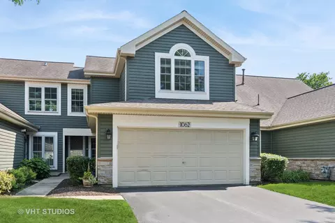 1062 Ridgefield Cir, Carol Stream, IL 60188