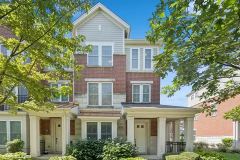 208 W Hyde St, Arlington Heights, IL 60005