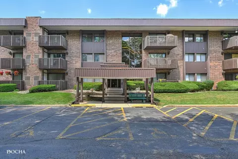 1423 Woodbridge Rd #2C, Joliet, IL 60436