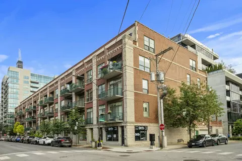 849 W Monroe St #PH5, Chicago, IL 60607