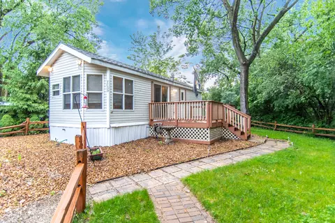59 Fossil Ridge Ct, Wilmington, IL 60481