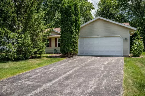 508 Constitution Dr, Poplar Grove, IL 61065
