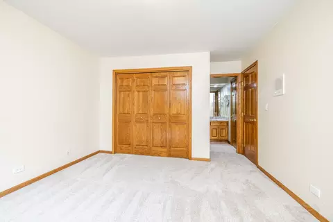 771 E Hickory Ave, Addison, IL 60101 photo 33