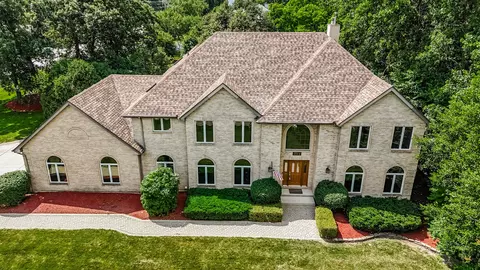 771 E Hickory Ave, Addison, IL 60101 photo 4