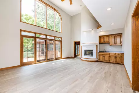 771 E Hickory Ave, Addison, IL 60101 photo 9