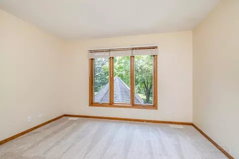 771 E Hickory Ave, Addison, IL 60101 photo 32