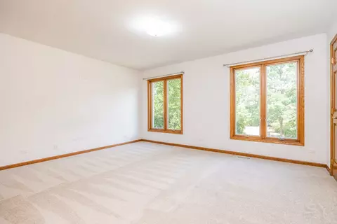 771 E Hickory Ave, Addison, IL 60101 photo 28