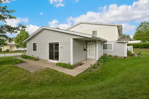 331 Regatta Pt #-, Schaumburg, IL 60194