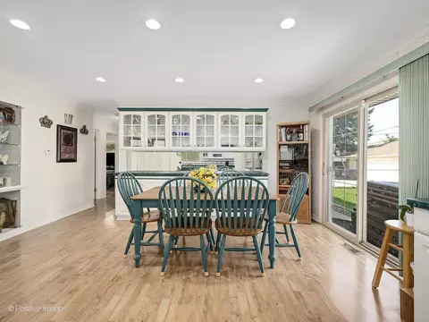 4614 Prairie Ave, Brookfield, IL 60513 photo 5
