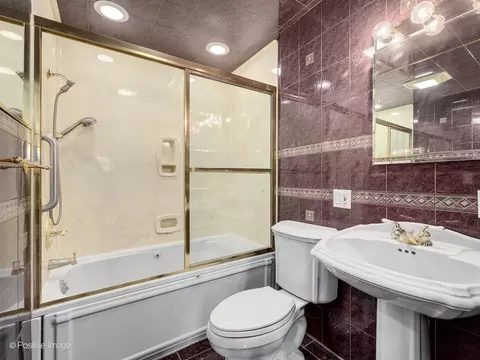 4614 Prairie Ave, Brookfield, IL 60513 photo 19