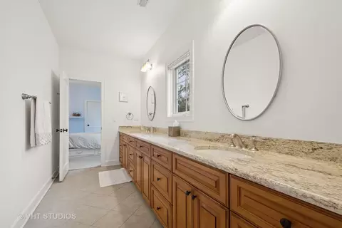 Bath - 3035 Keystone Rd, Northbrook, IL 60062 photo 4 of 4