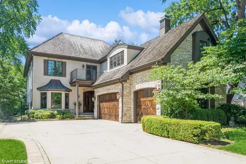 3035 Keystone Rd, Northbrook, IL 60062