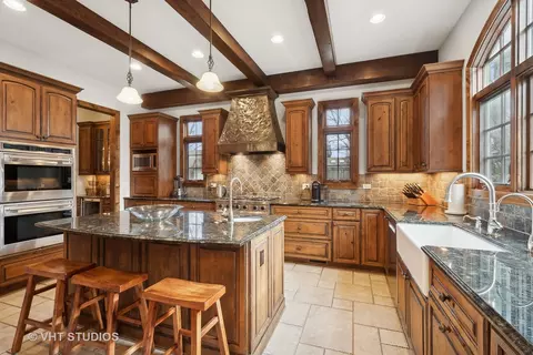 Kitchen - 3035 Keystone Rd, Northbrook, IL 60062 photo 1 of 4