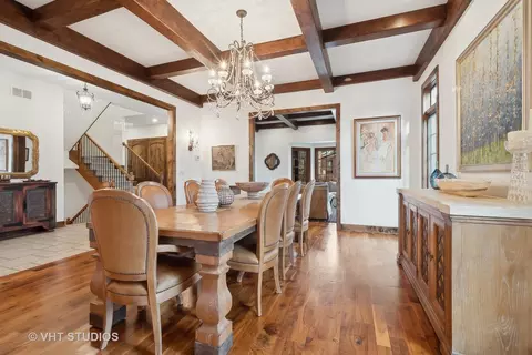 Dining - 3035 Keystone Rd, Northbrook, IL 60062 photo 1 of 1