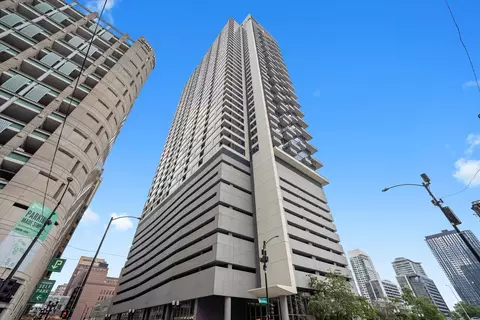 235 W Van Buren St #1720, Chicago, IL 60607