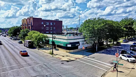 7150 W Grand Ave, Chicago, IL 60707
